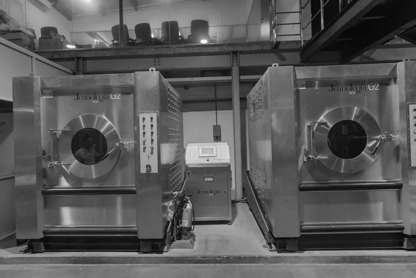 Industrial washing machines